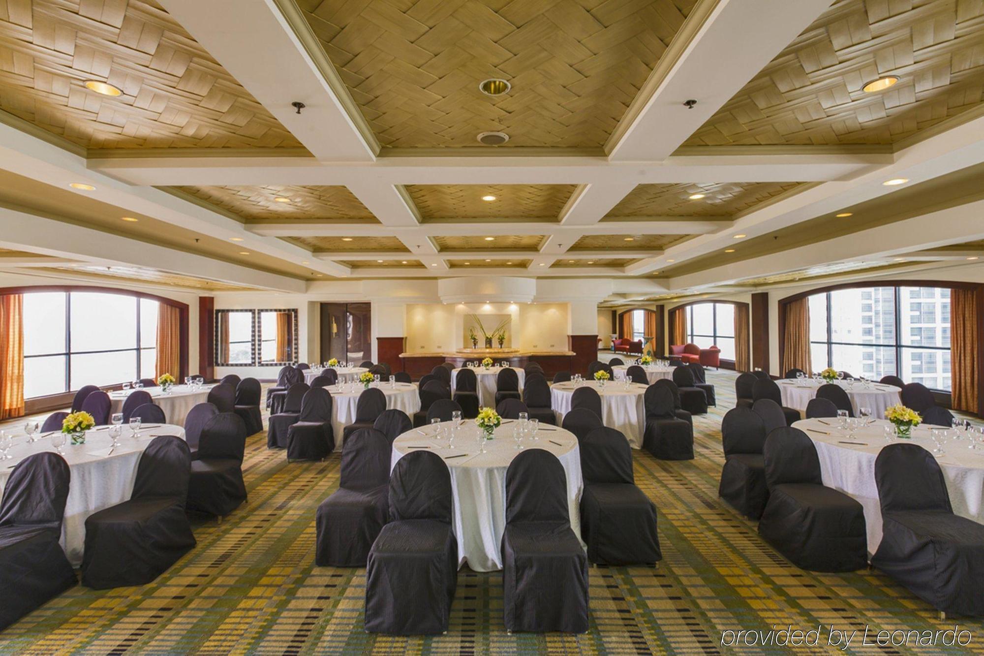 Intercontinental Manila Hotel Makati City Bagian luar foto