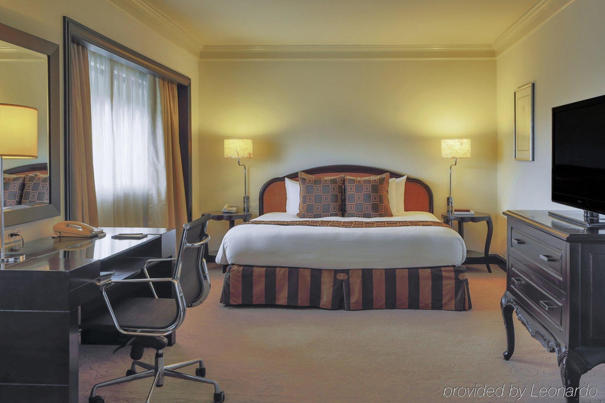 Intercontinental Manila Hotel Makati City Bagian luar foto