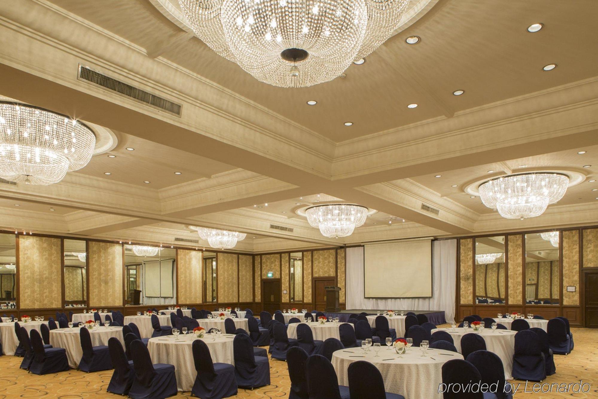 Intercontinental Manila Hotel Makati City Bagian luar foto