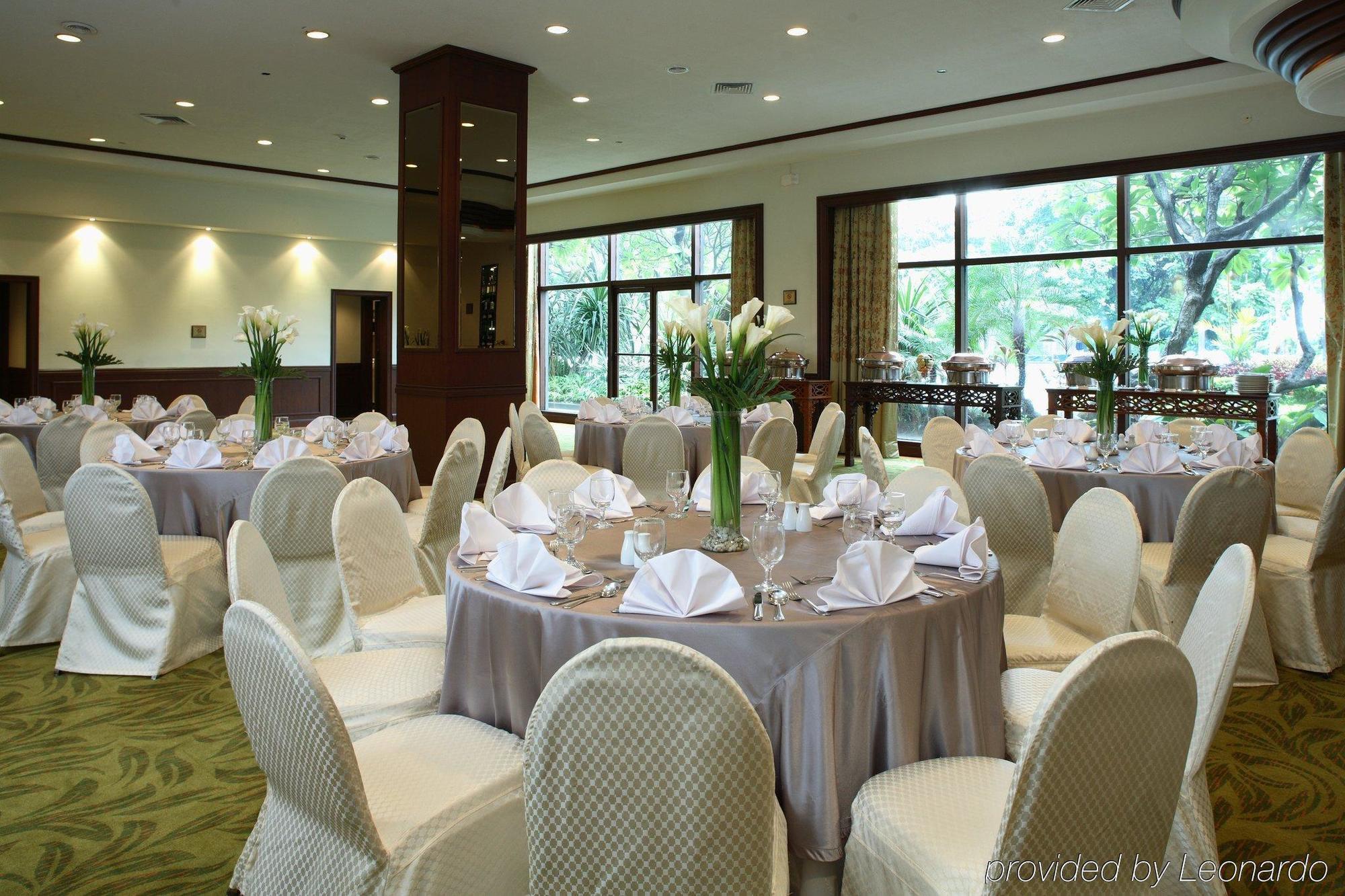 Intercontinental Manila Hotel Restoran foto