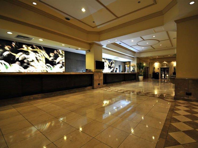 Intercontinental Manila Hotel Makati City Bagian luar foto